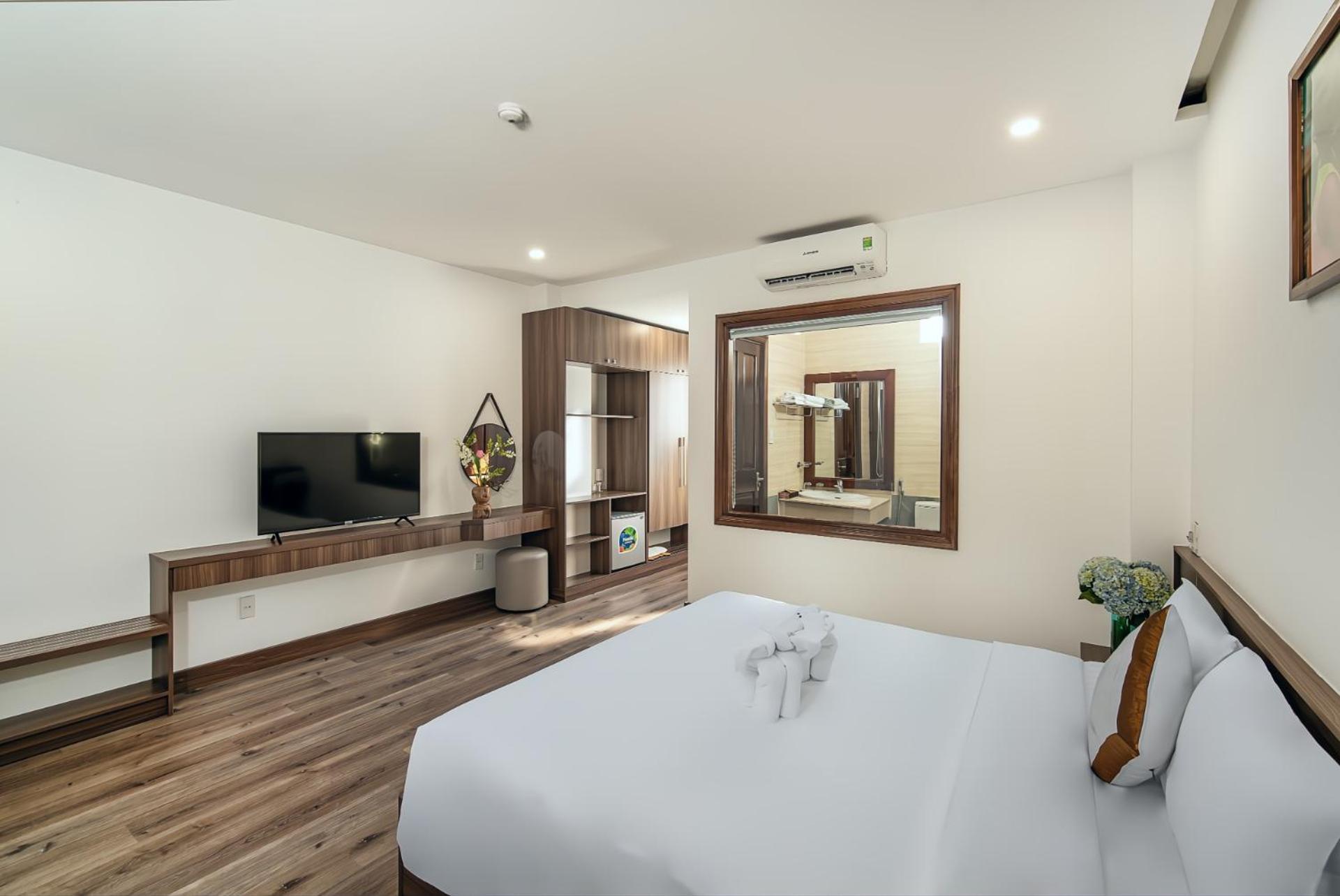 Hoang Linh Riverside Hotel Danang Extérieur photo