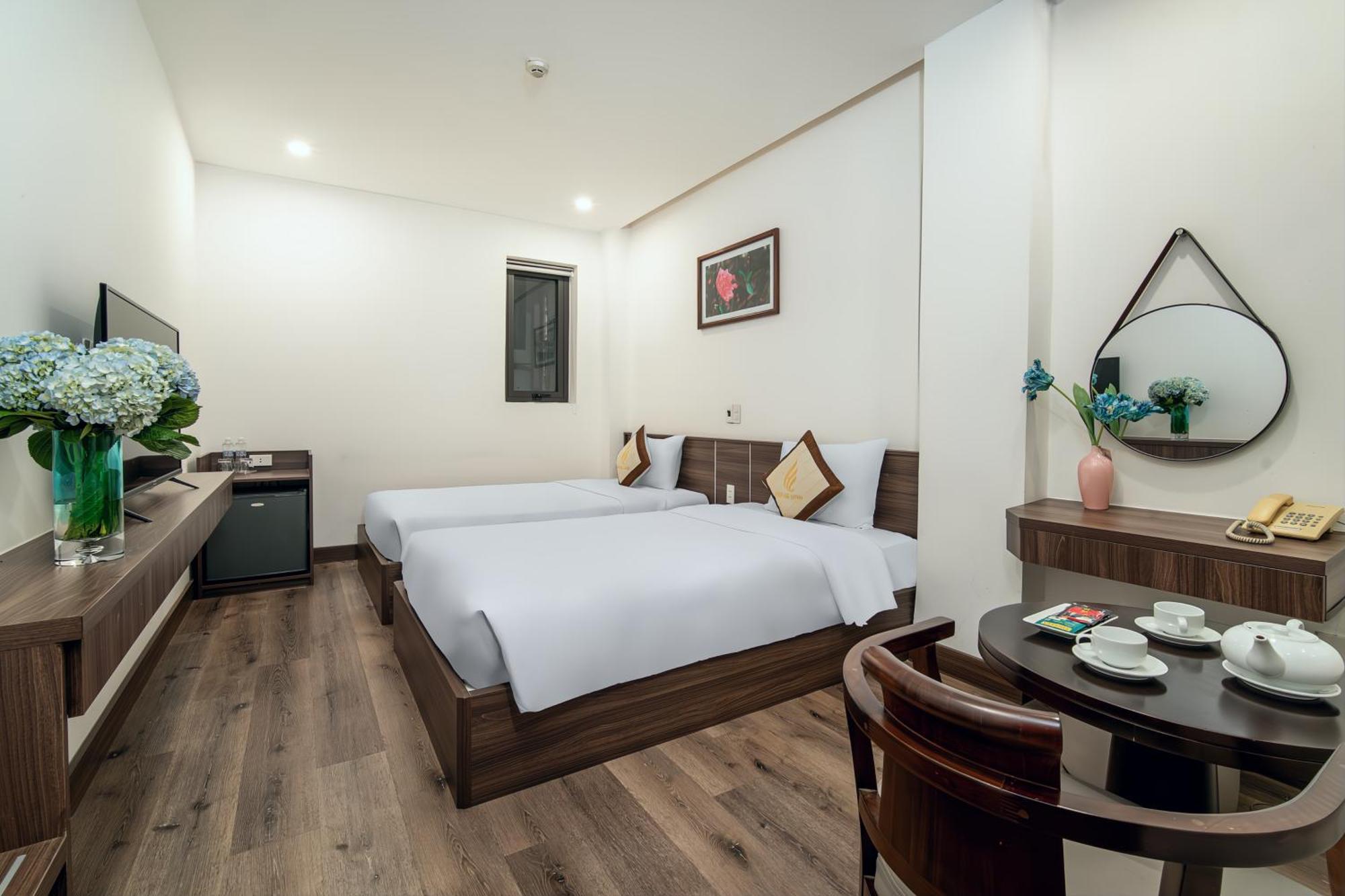 Hoang Linh Riverside Hotel Danang Extérieur photo
