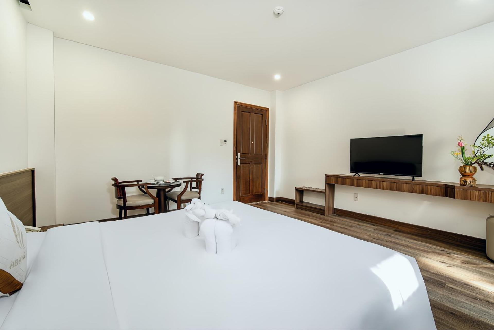 Hoang Linh Riverside Hotel Danang Extérieur photo